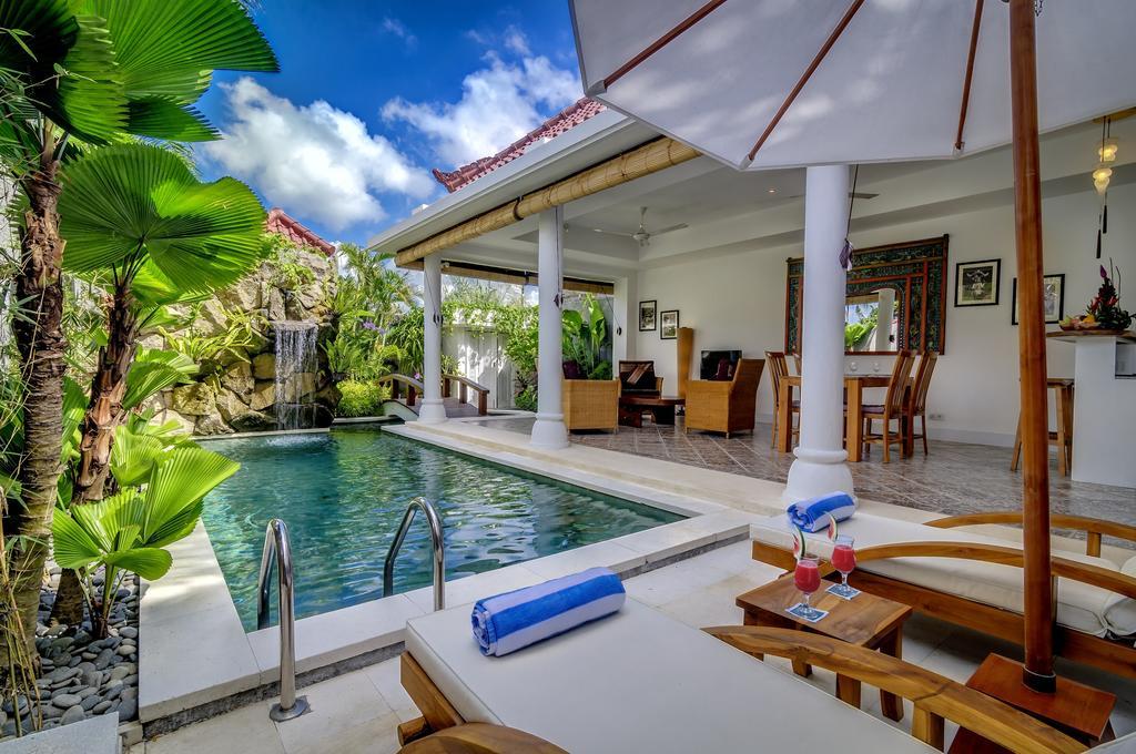 Hevea Villas Seminyak  Phòng bức ảnh